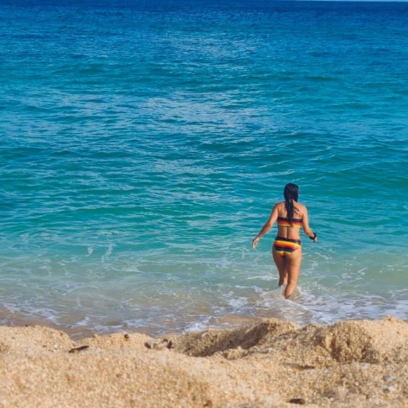 Reversible Retro Bikini - Picture 6 of 6